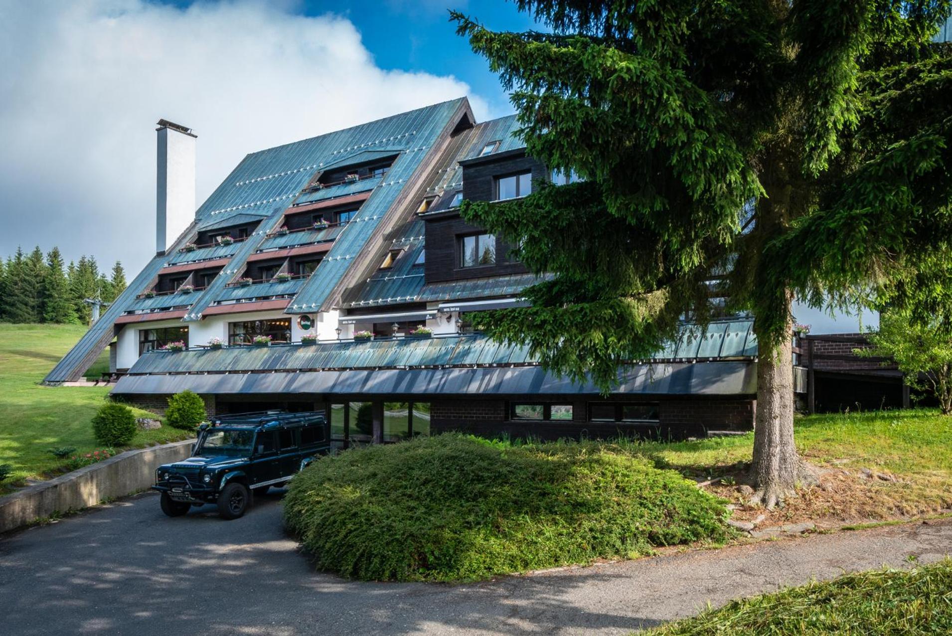 Wellness Hotel Sedy Vlk Harrachov Ngoại thất bức ảnh